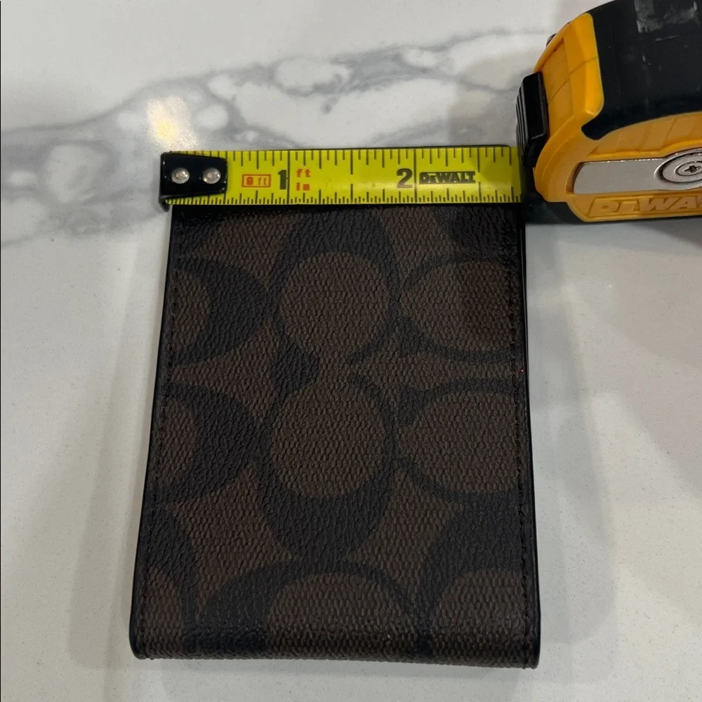COACH Men's Card Holder.